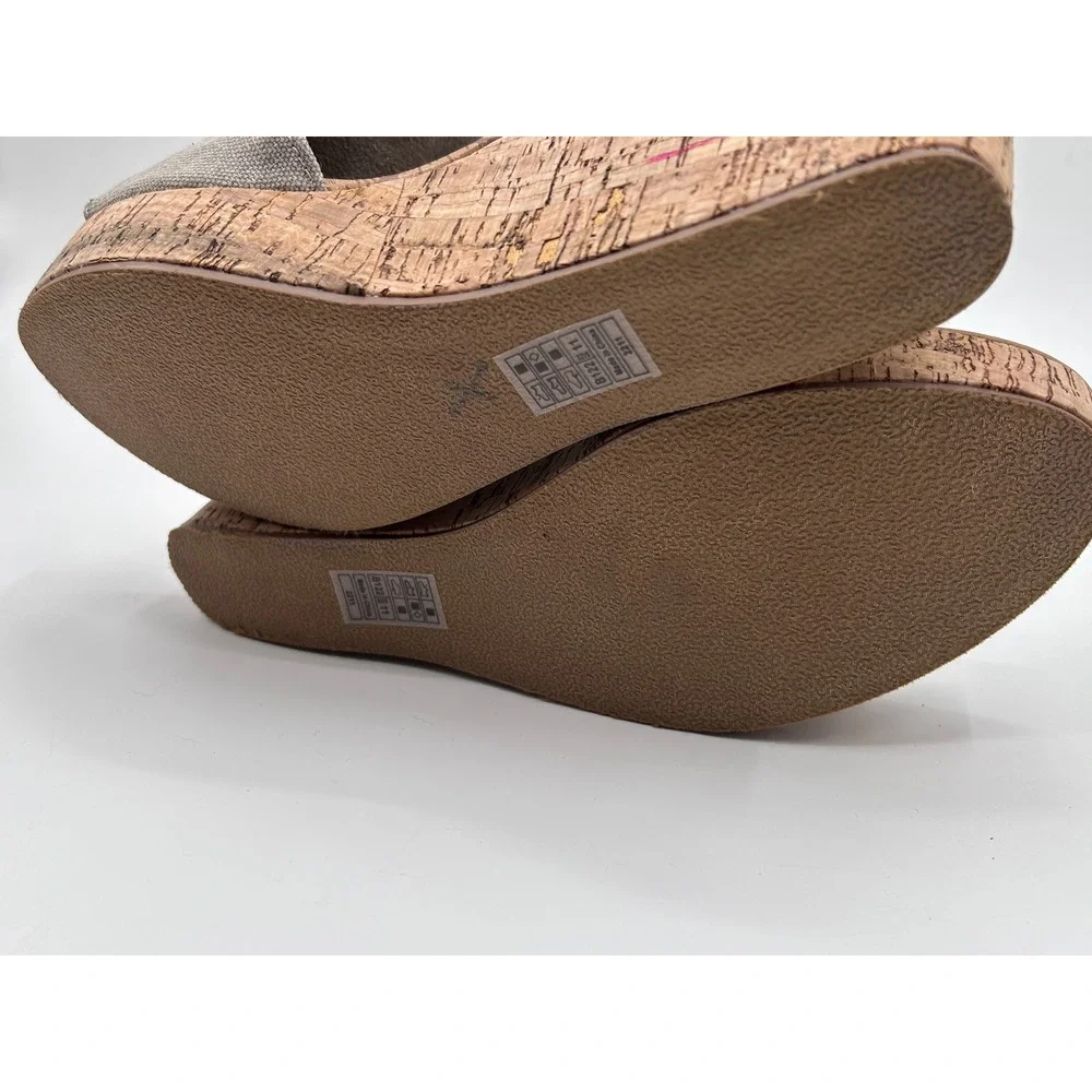 Blowfish Malibu Bliss Wedge Sandals Size 11 Canvas NWOT Cork Platform Boho Chic